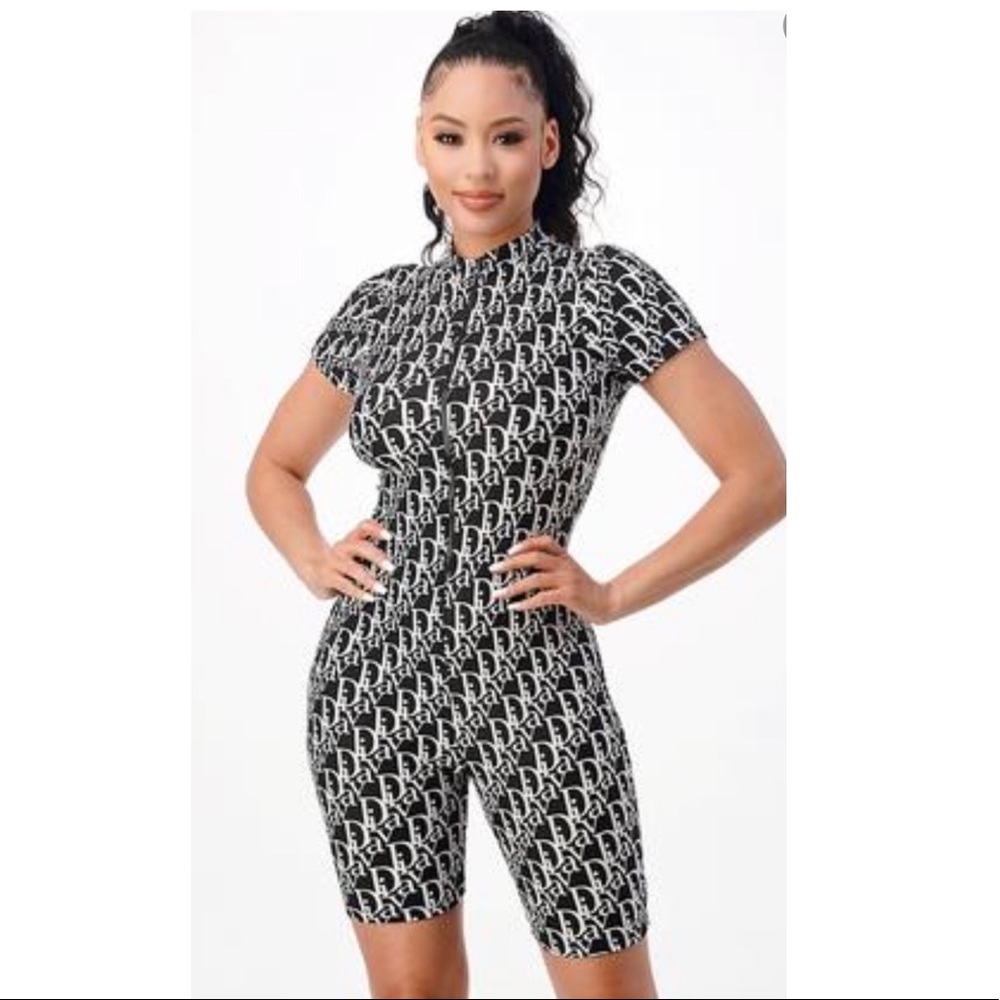 Graphic Print Romper